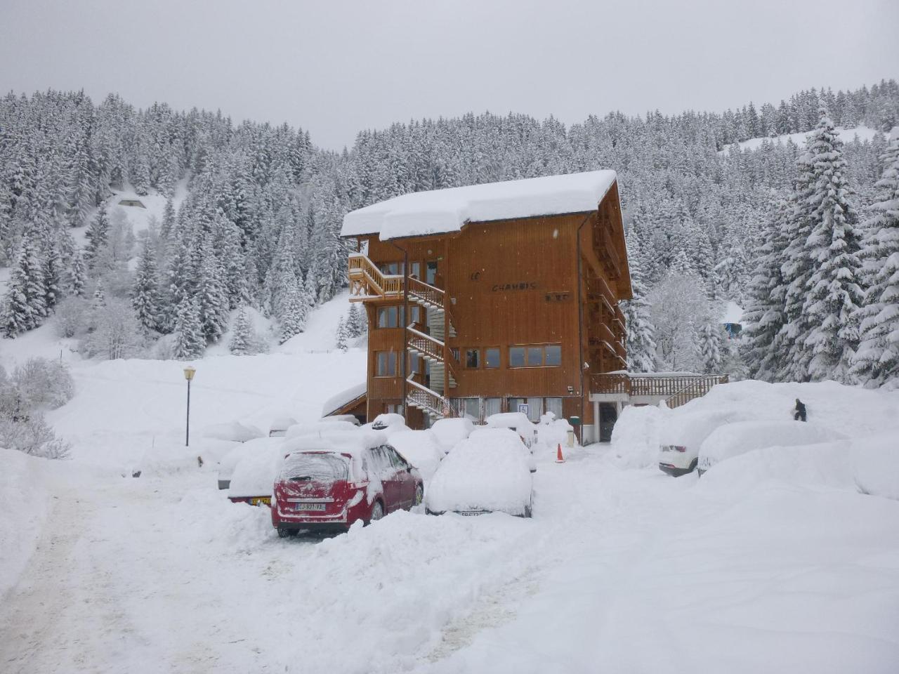 Hotel Le Chamois D'Or, Ussim Vacances Meribel Exterior photo